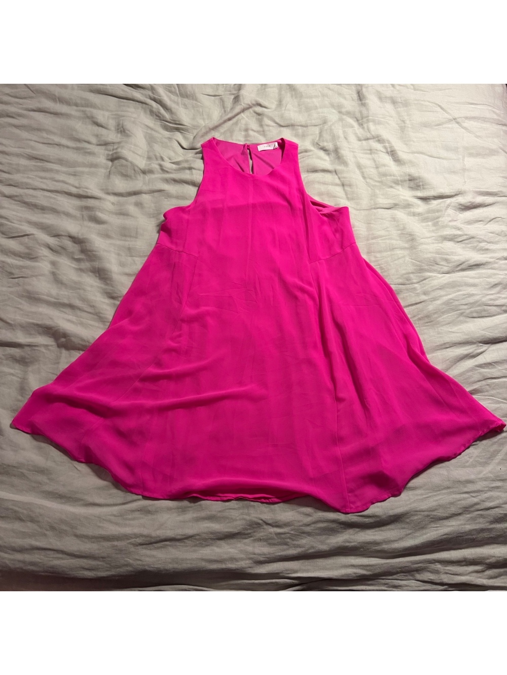 2000s sleeveless flowy pink dress